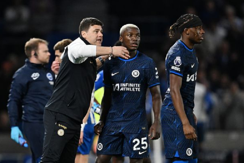 Dortmund nối lại thương vụ Chukwuemeka, Chelsea ra điều kiện dứt khoát