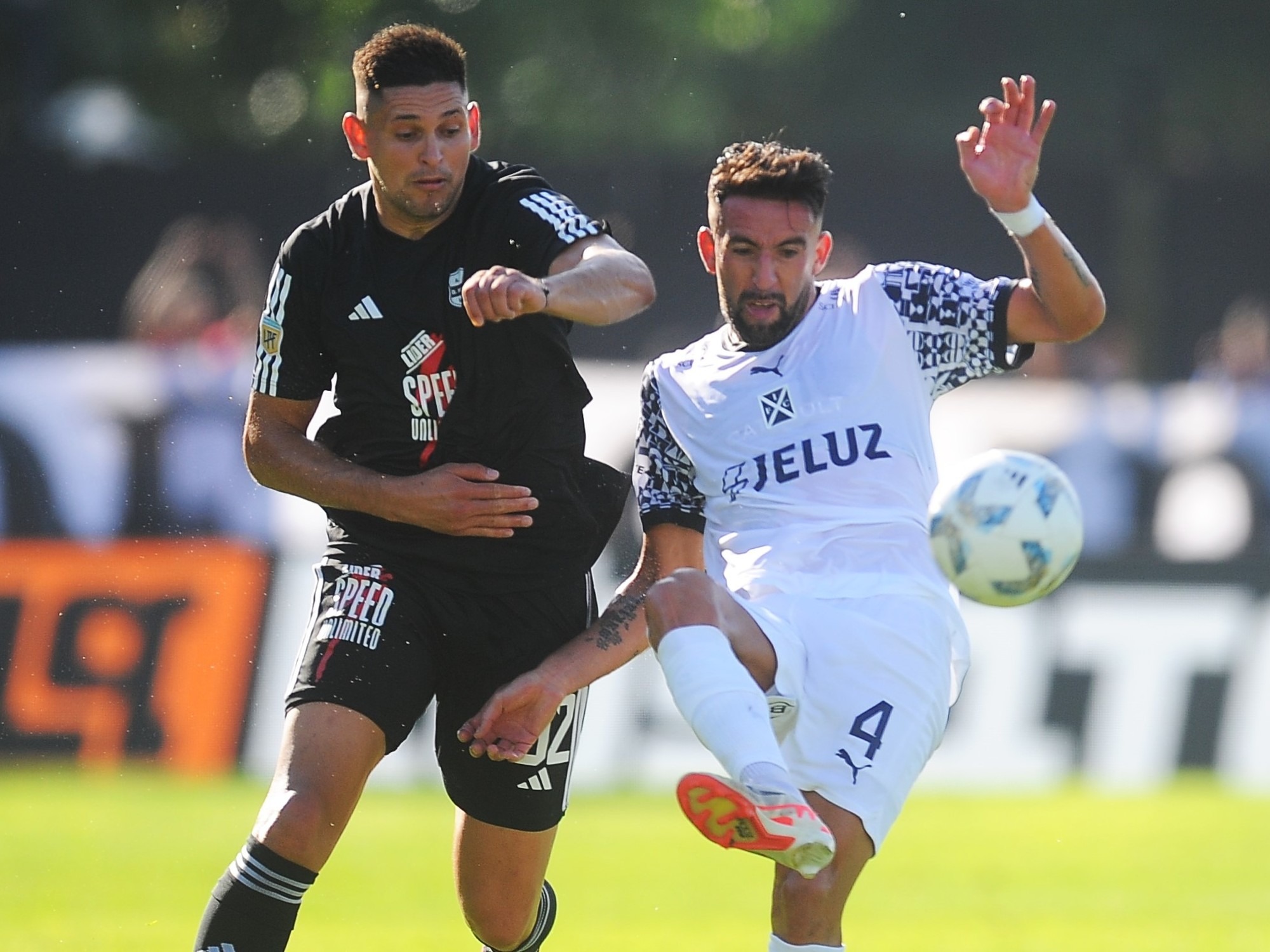 nhan-dinh-soi-keo-riestra-vs-independiente-luc-05h00-ngay-11-11-2025-1