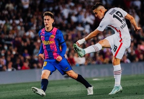 Nhận định soi kèo Barcelona vs Eintracht Frankfurt lúc 03h00 ngày 10/12/2025